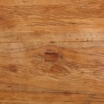 Come praticare o allargare un foro nel legno
